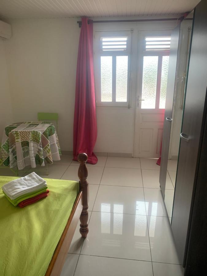 Caraibes Loc Apartment Ducos Екстериор снимка